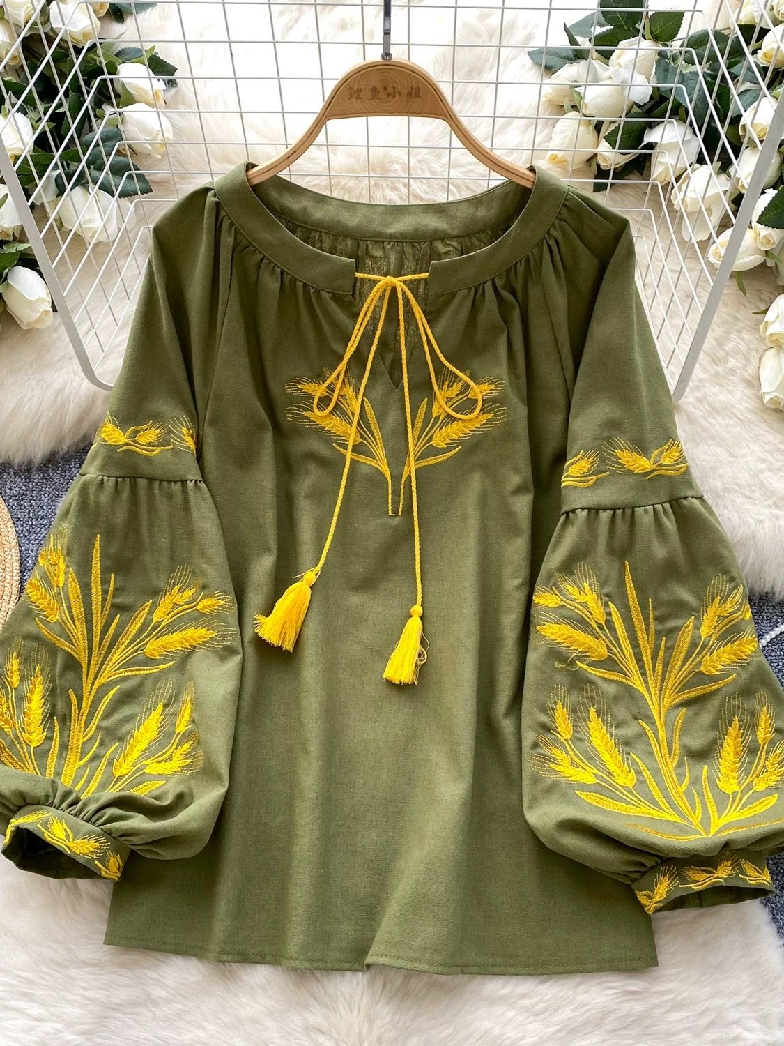 So much personality top CTO160 image