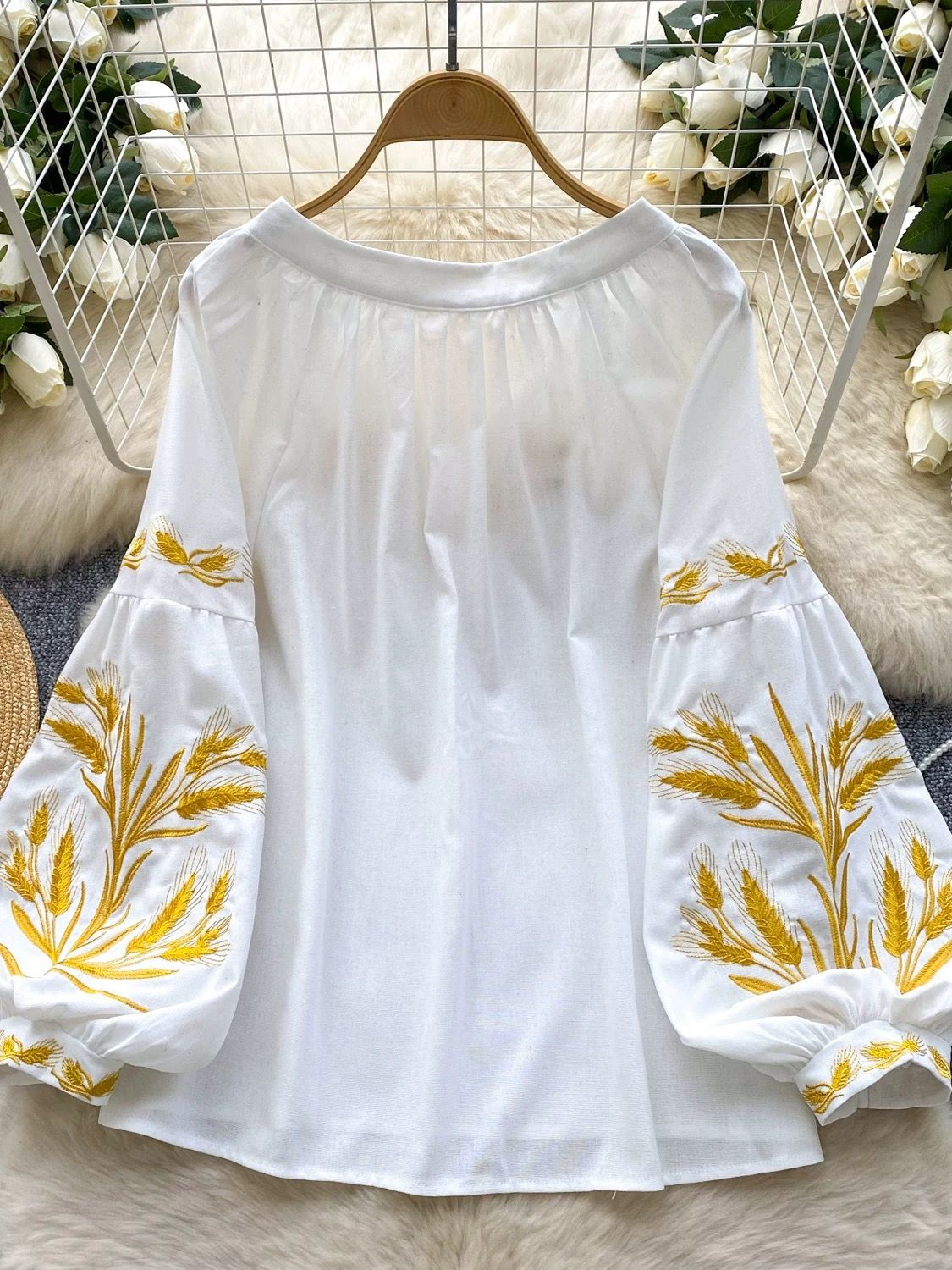 So much personality top CTO160 image