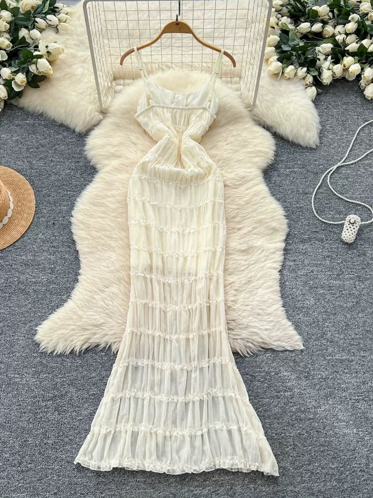 Champagne kisses dress CD645 image