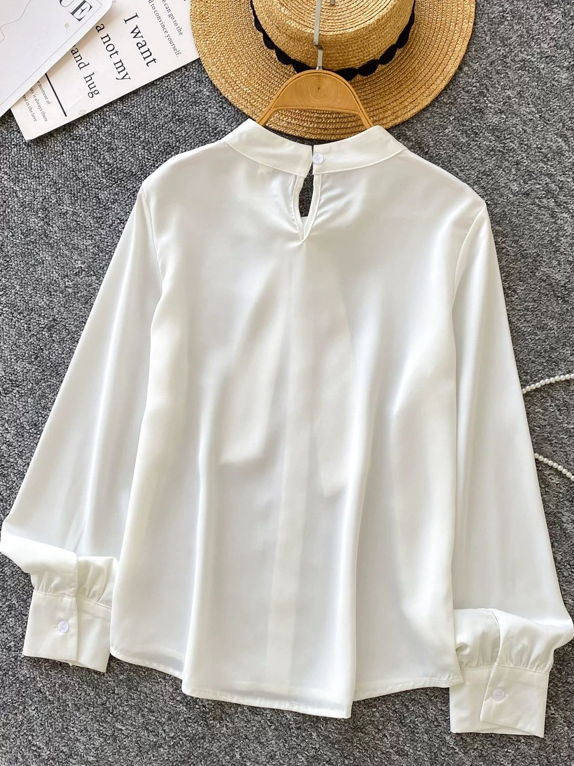 Getting into it blouse BE435 image