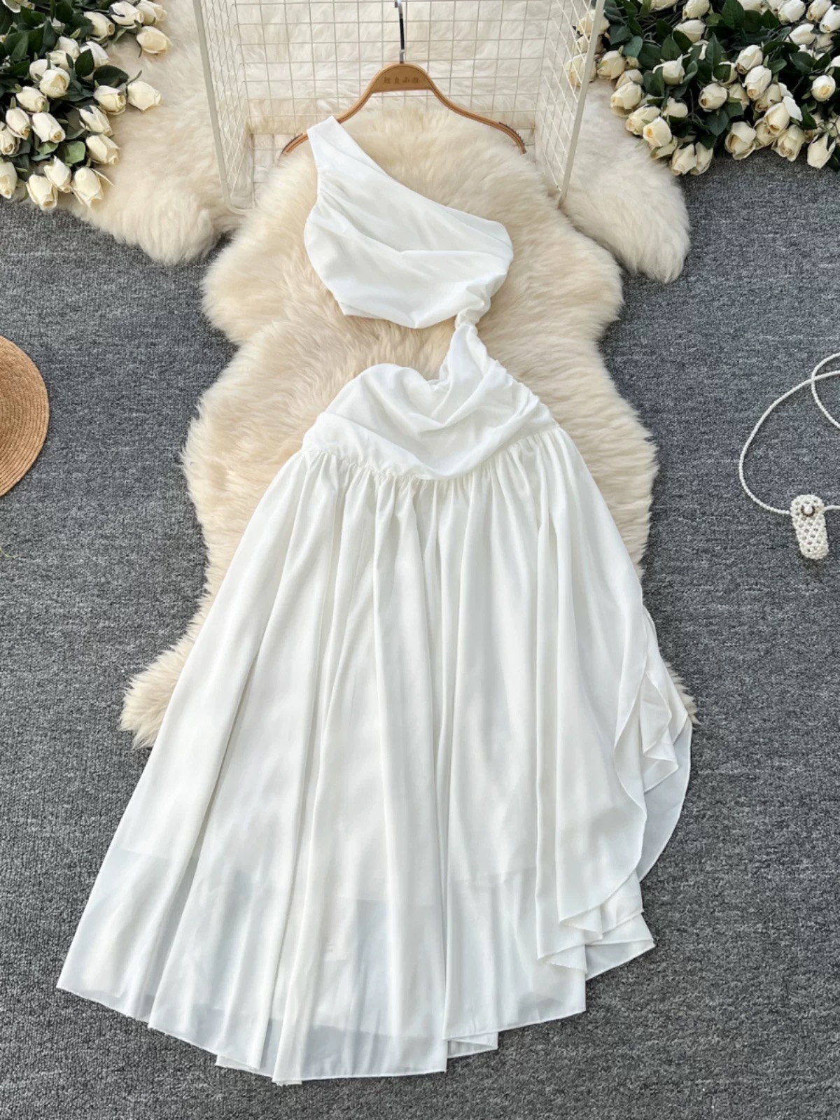 LA’s prettiest dress  CD1911