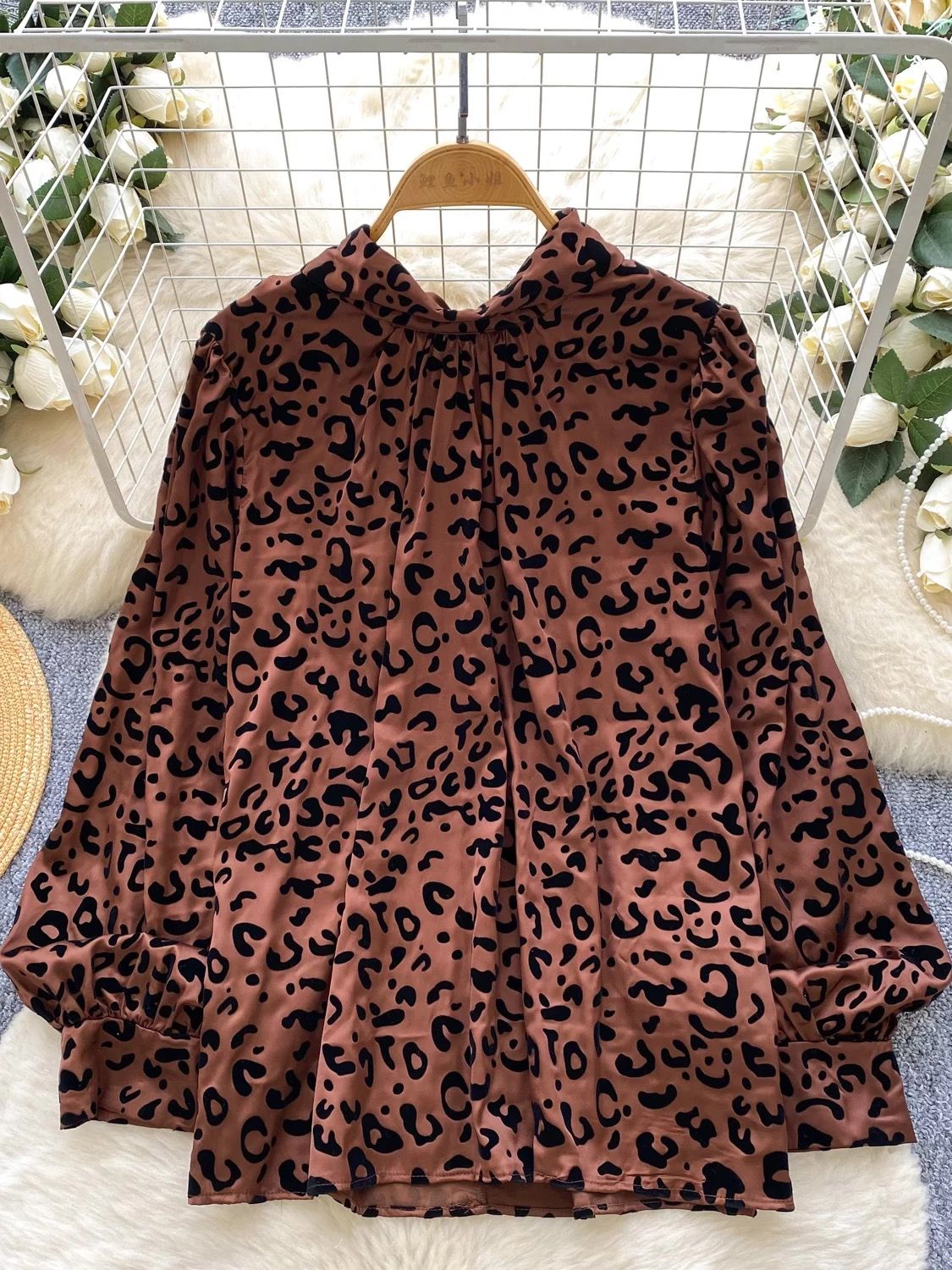 Can’t let you go blouse BE420 image