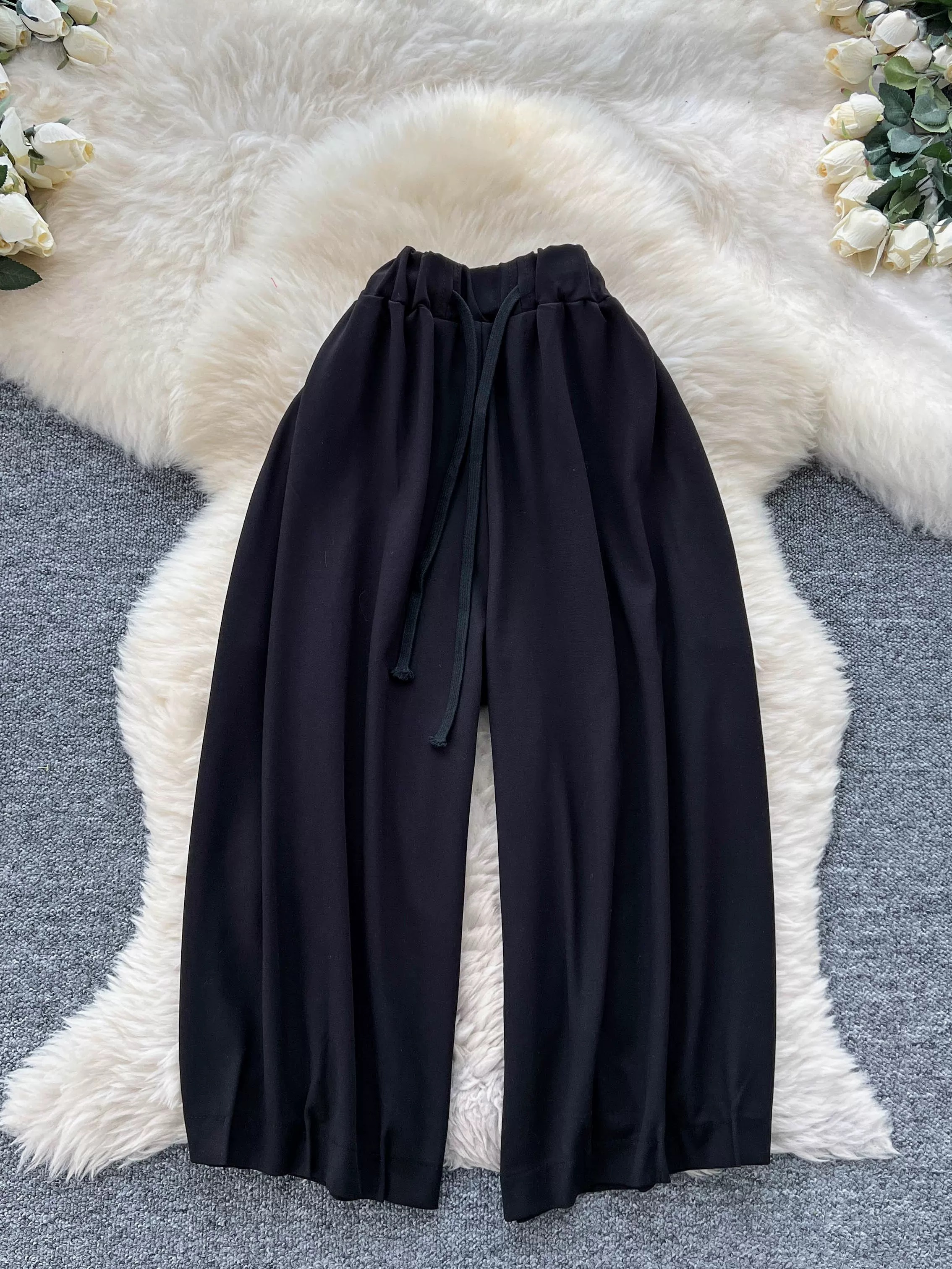 Out and about knitted leggings CP60