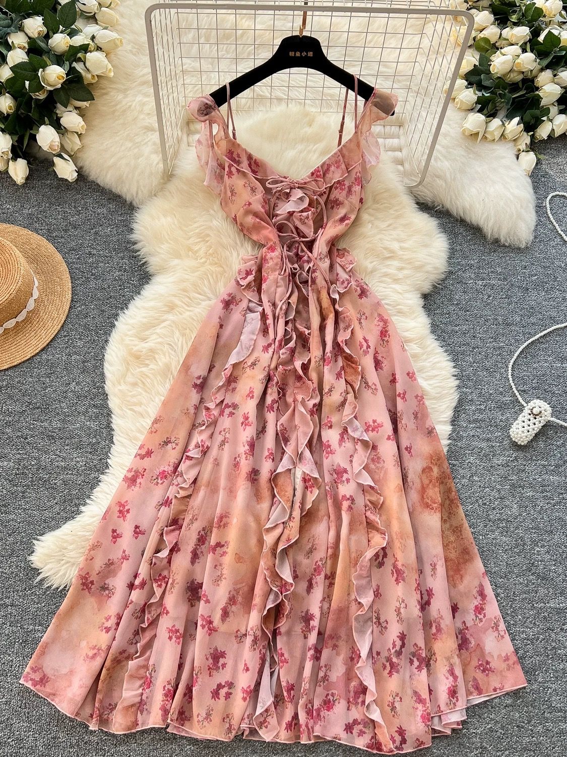 Doing extra dress CD1272 image