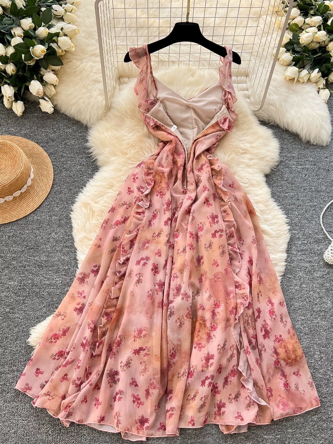 Doing extra dress CD1272 image