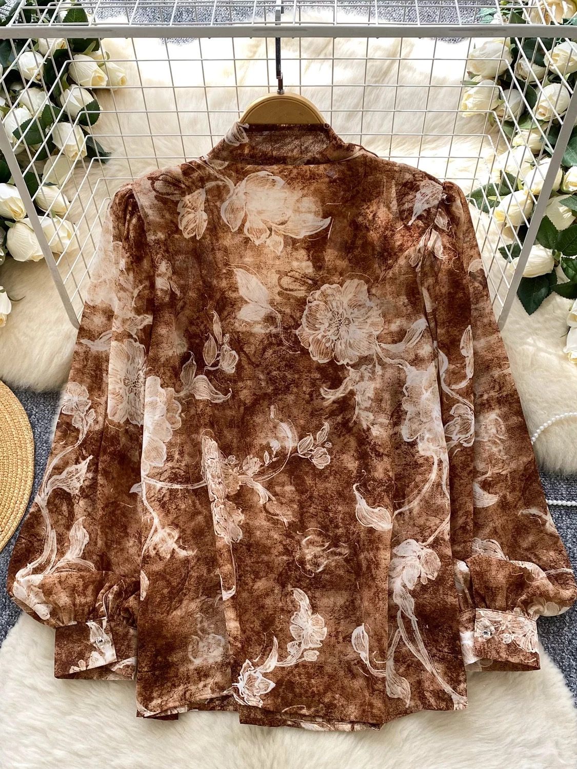 Weekend trip blouse BE427 image