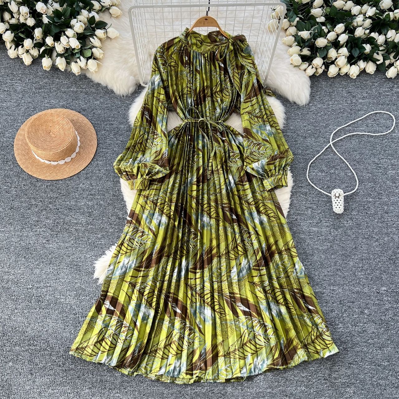 Chicest girl on the block Dress  CD866 image