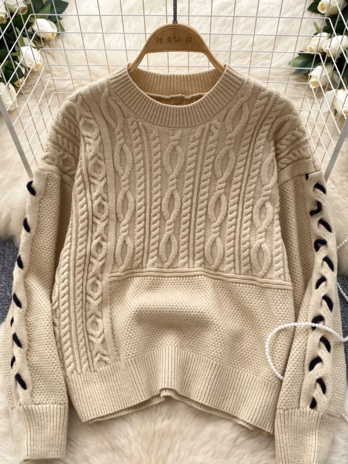 Couch cuddles sweater KS108