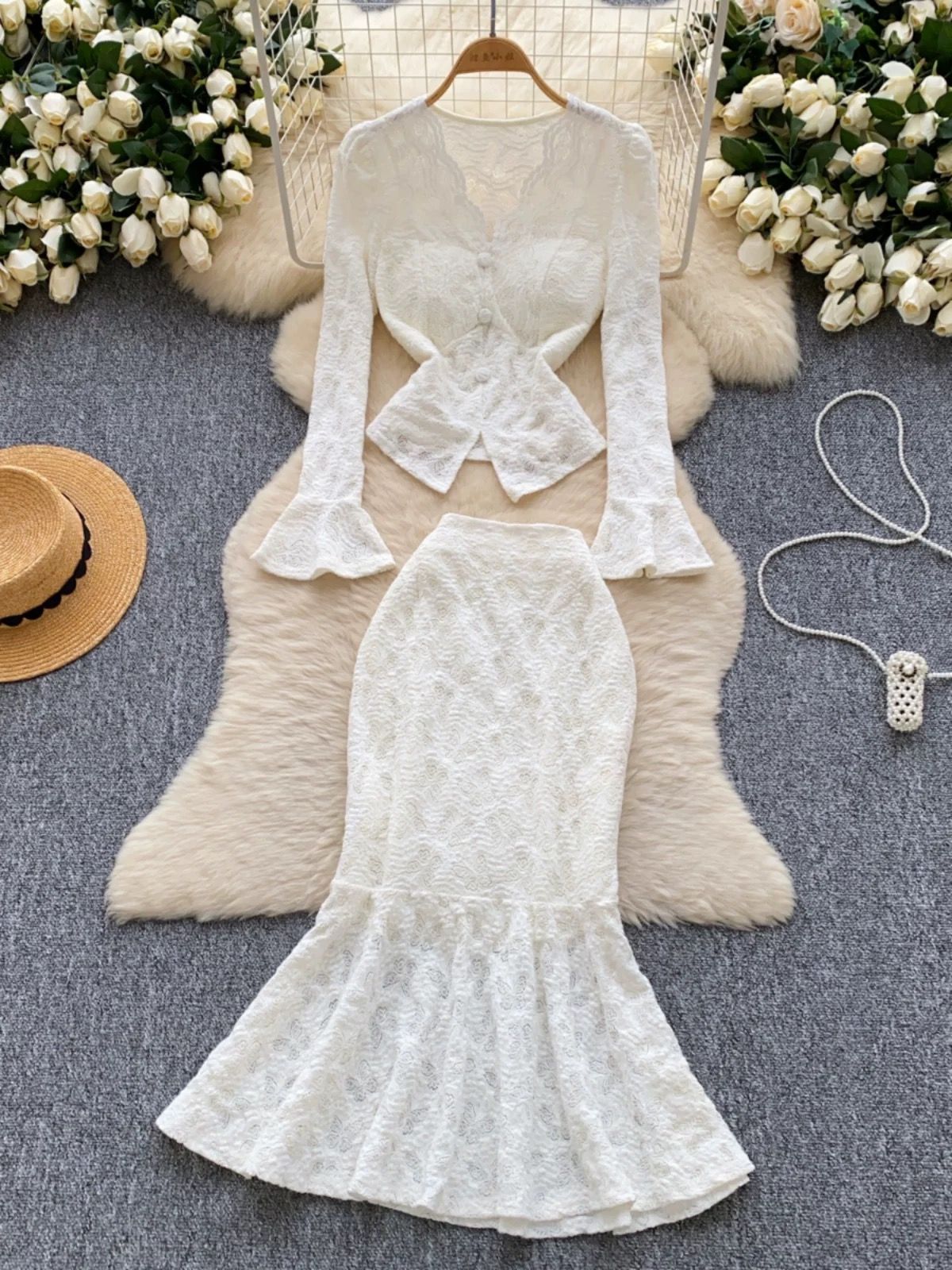 Showing up tonight set FTP261 image