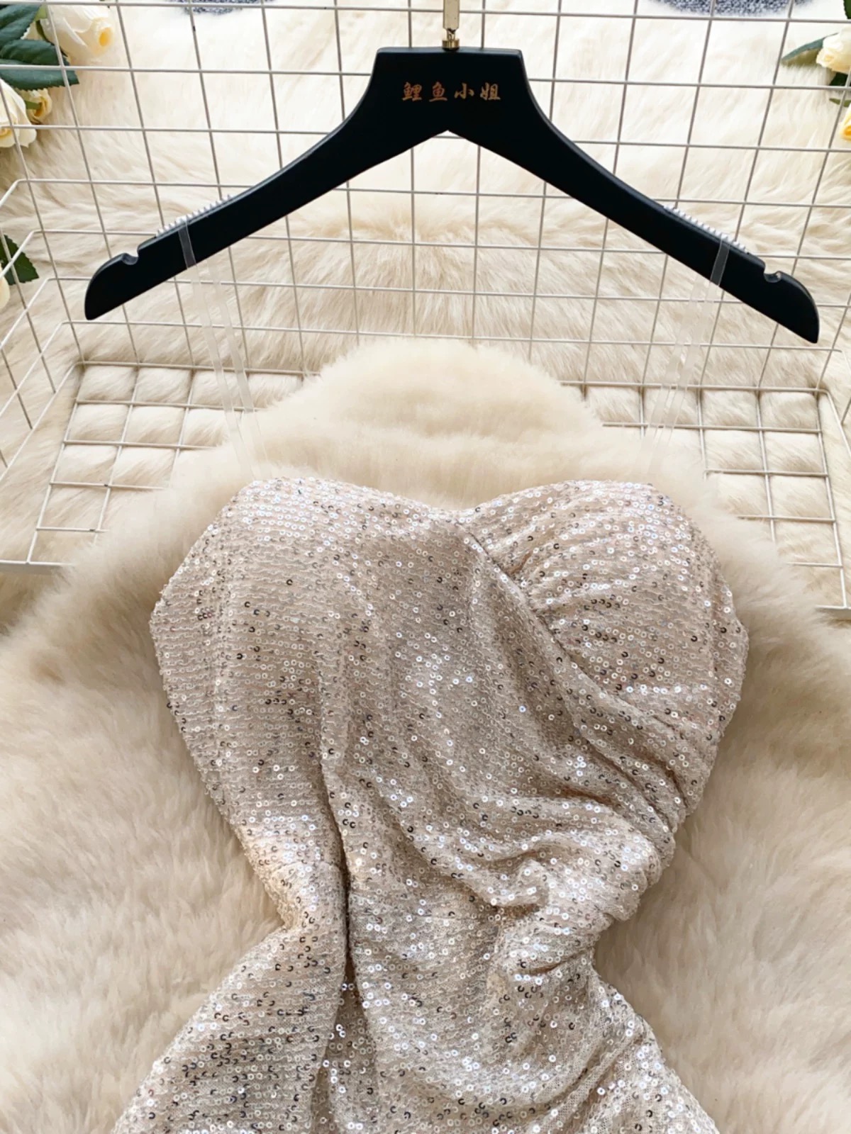 Moto mami shiny sequin dress FD1242 image