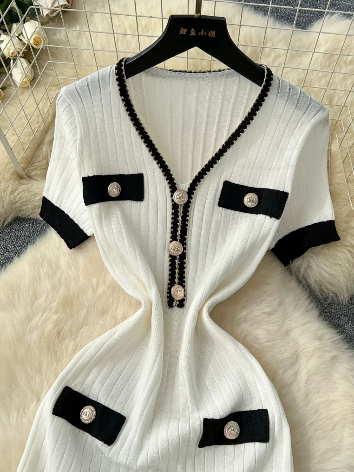 Kiss me before you leave dress CD855 image