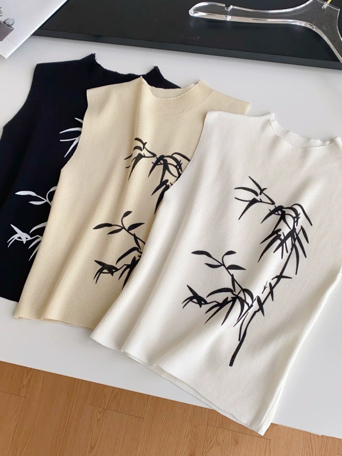 The bright side top KTO232 image