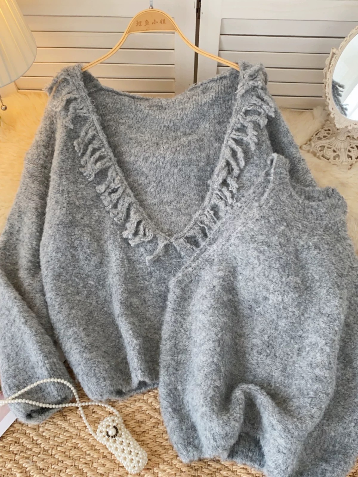 Kiss of life sweater PS104 image
