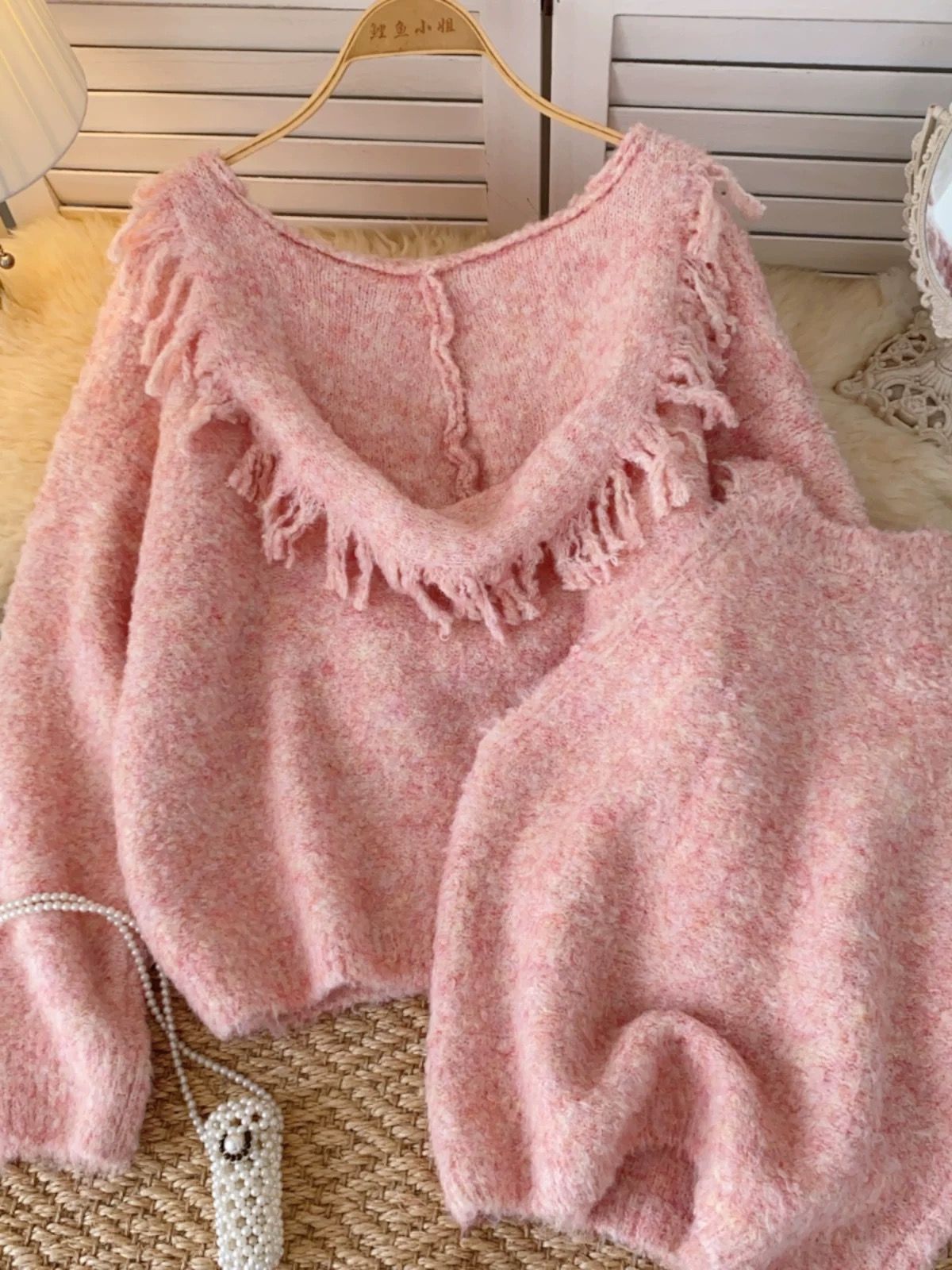 Kiss of life sweater PS104 image