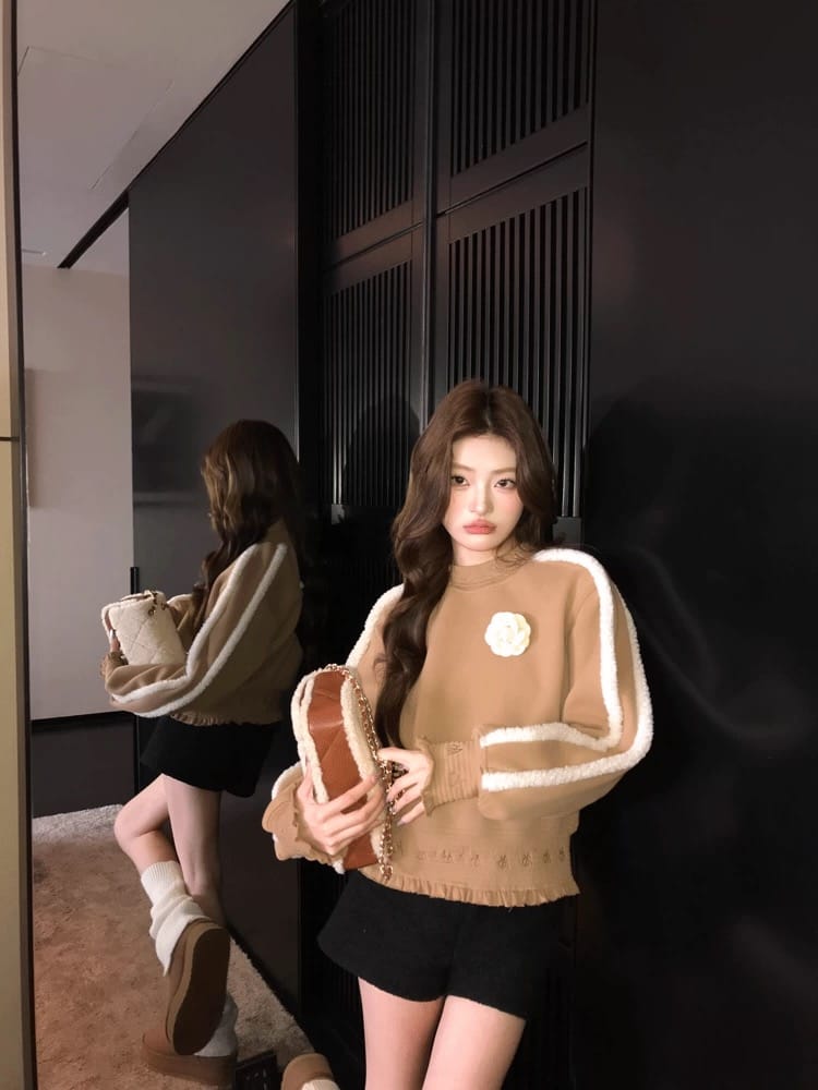 Falls fav girl sweat top KTO296 image