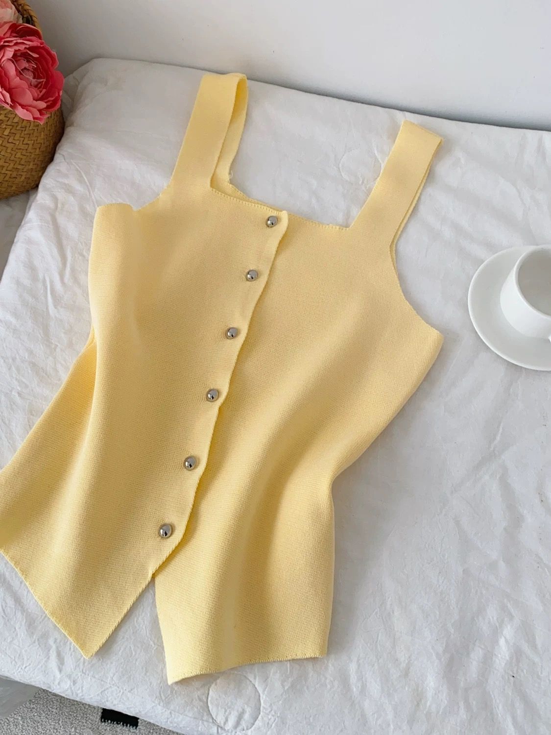 Romantic look vest top KTO286 image