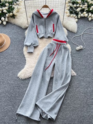 Living in it set STP140