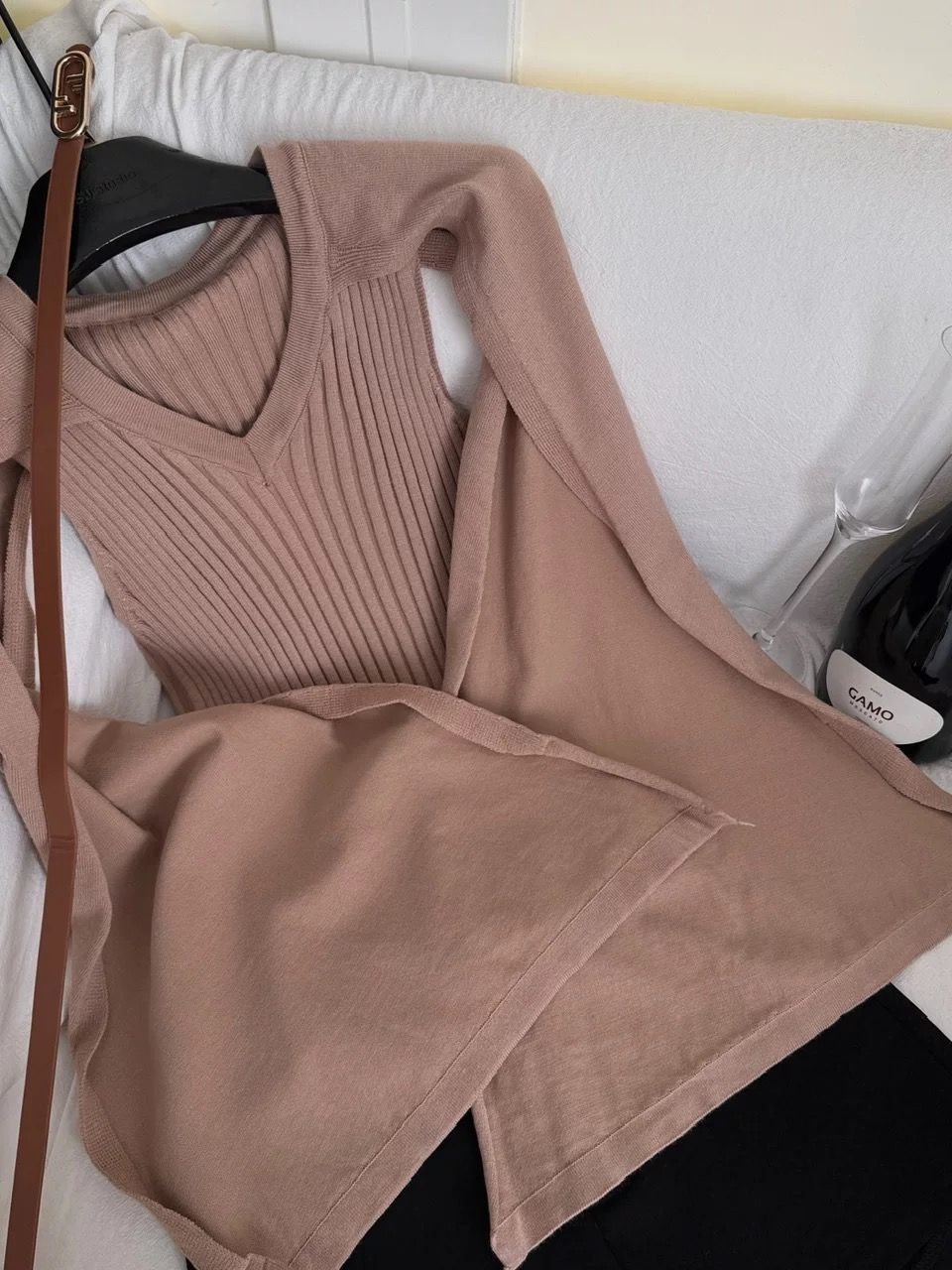 Love in the dark top KTO270 image