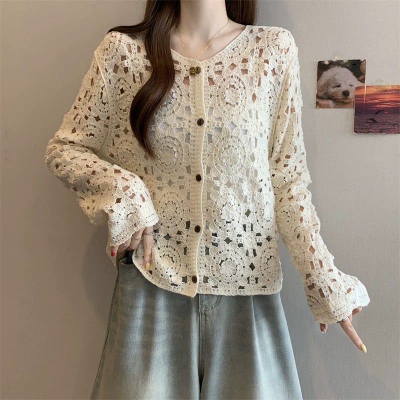 A renaissance story crotchet top KTO276 image