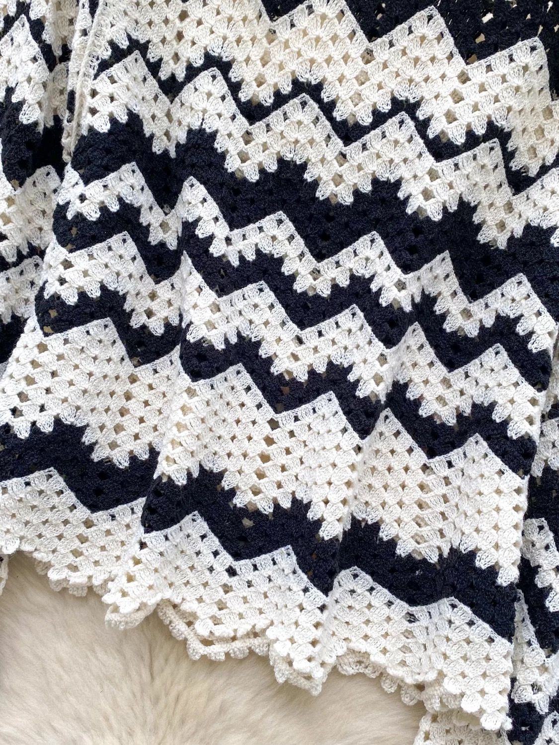 AC/DC  wool top KTO279 image