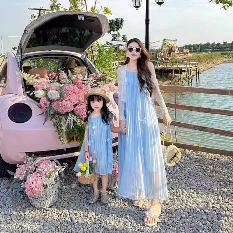 Tipping the glass dress CD1866 image