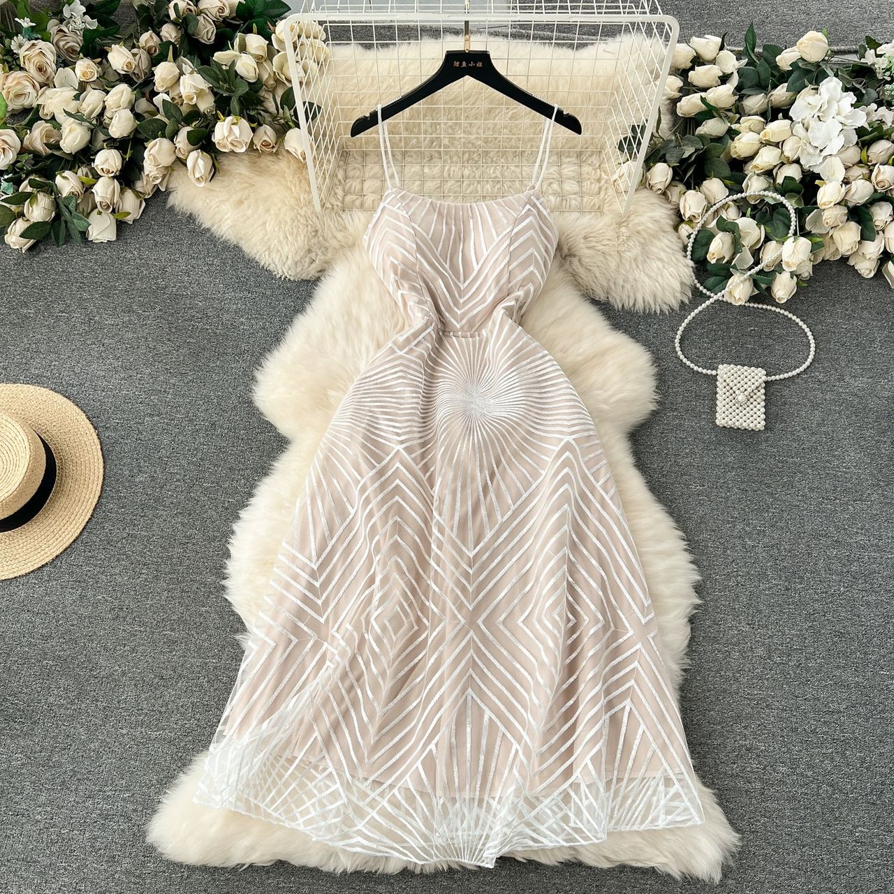 Little surprise dress FD761 image