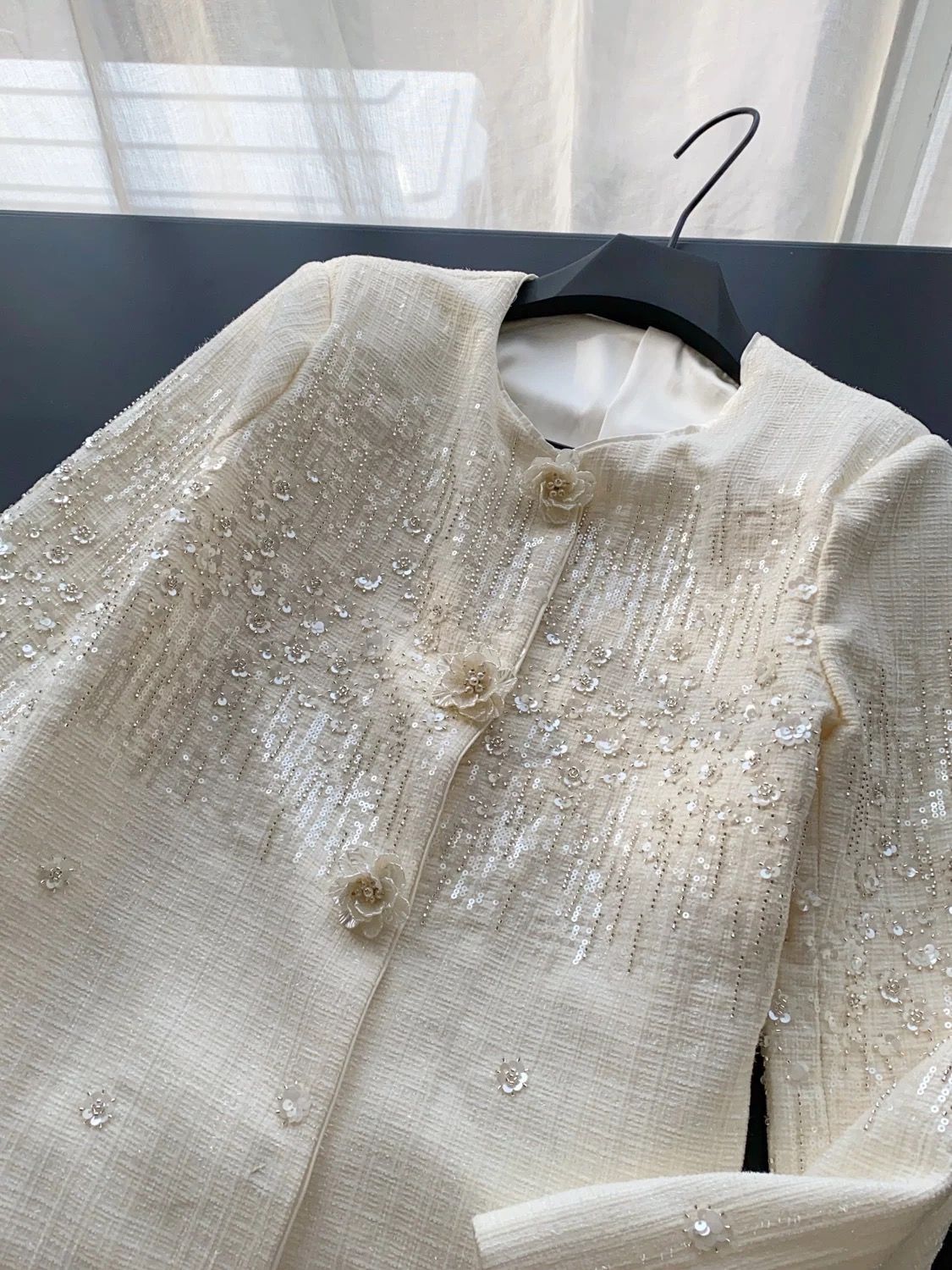 Date night luxury blazer  BL164 image