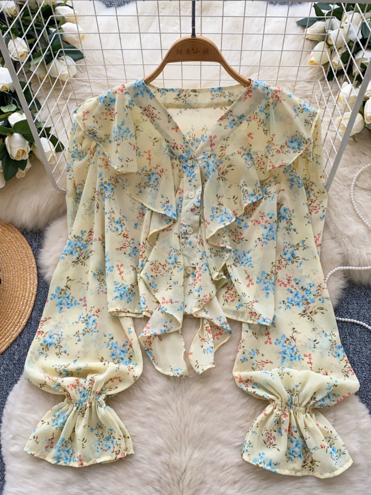 Bonjour ruffle top CTO198 image