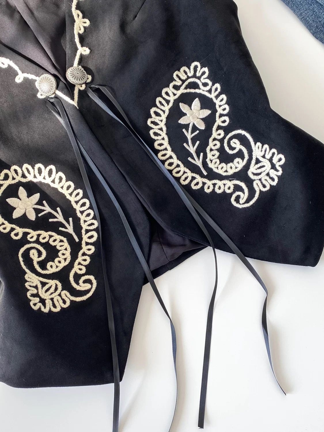 Royal lady waist coat COA173 image