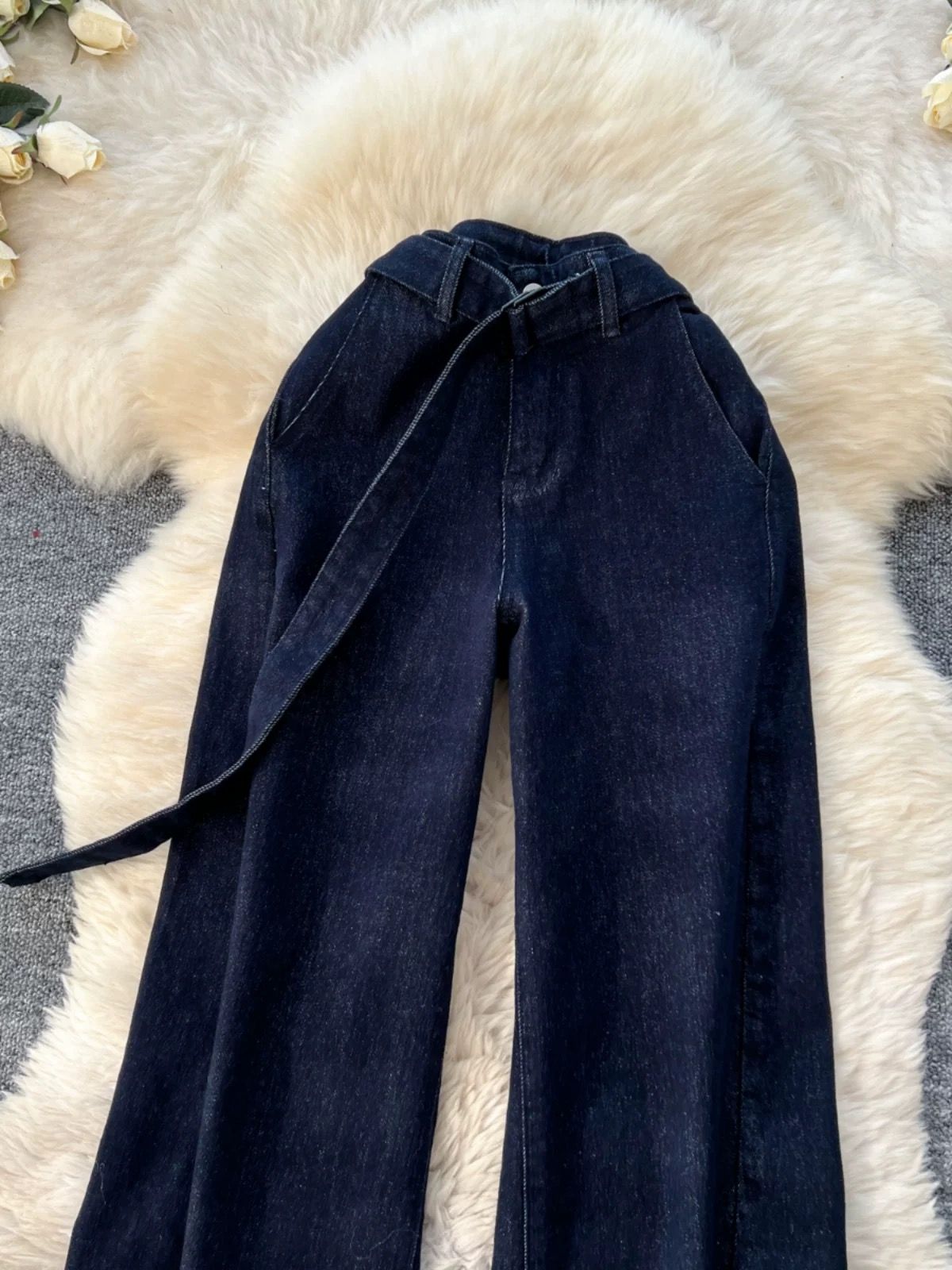 Early morning errands jeans JN102 image