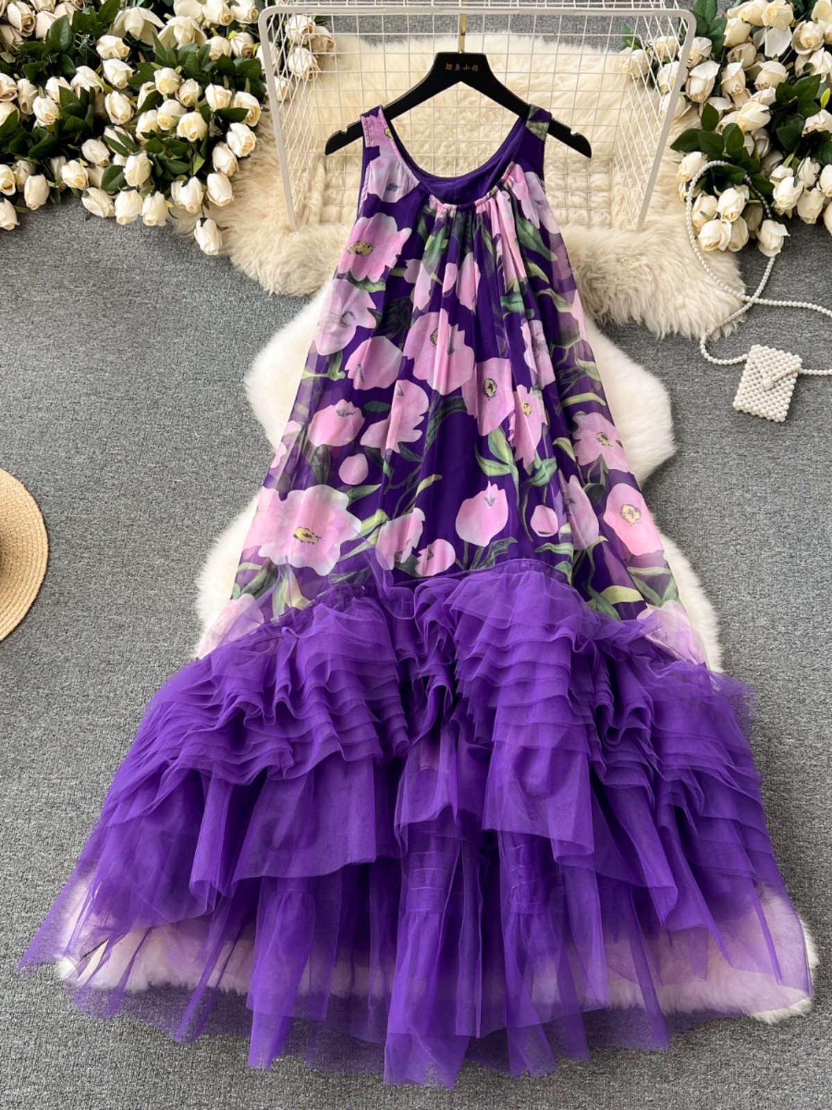 Tipping the glass dress EVD269 image