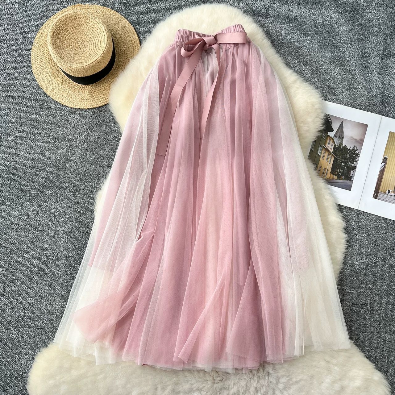 Late arrival skirt CS219 image