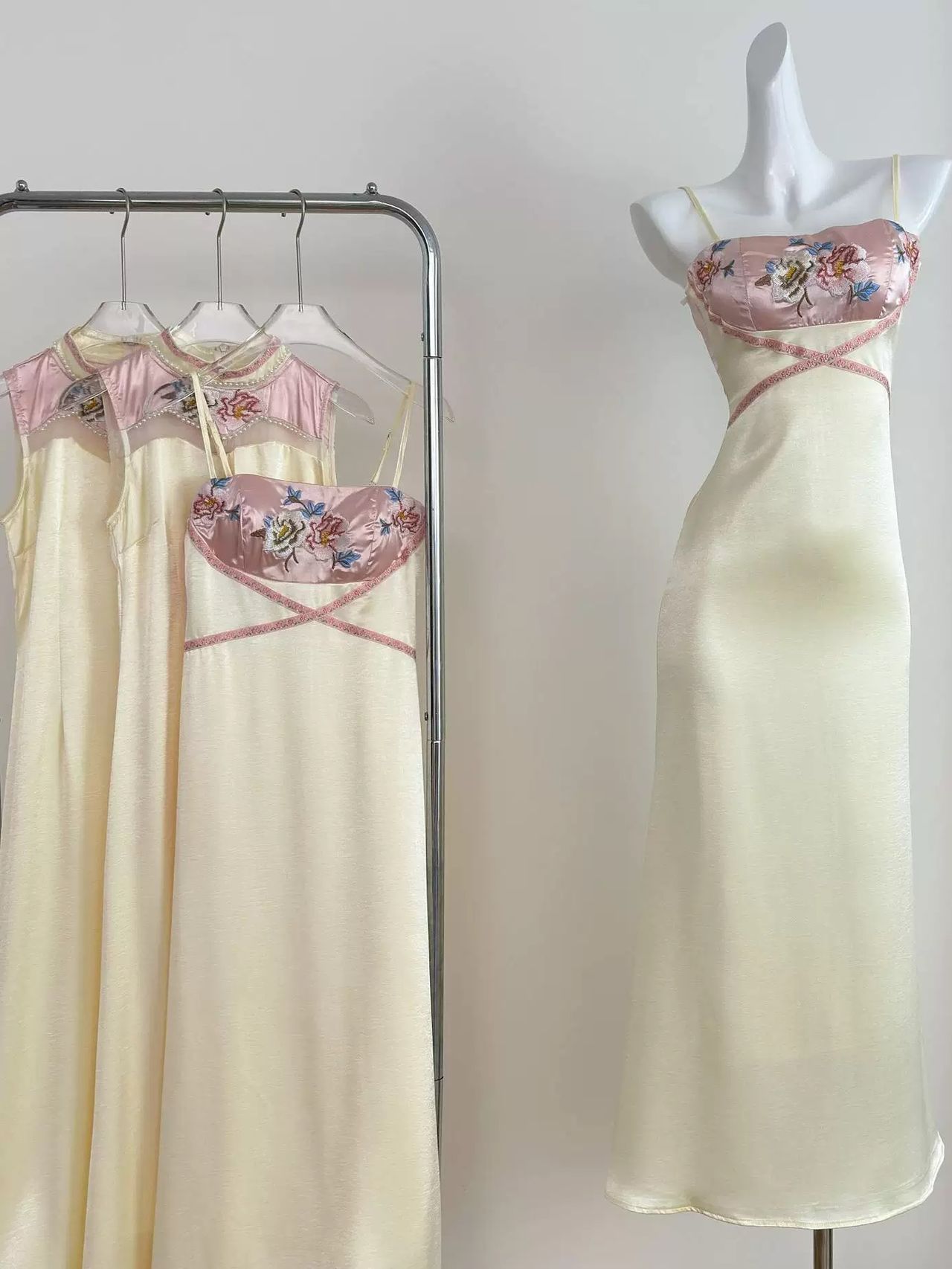 Day dream embroidery dress CD1330 image