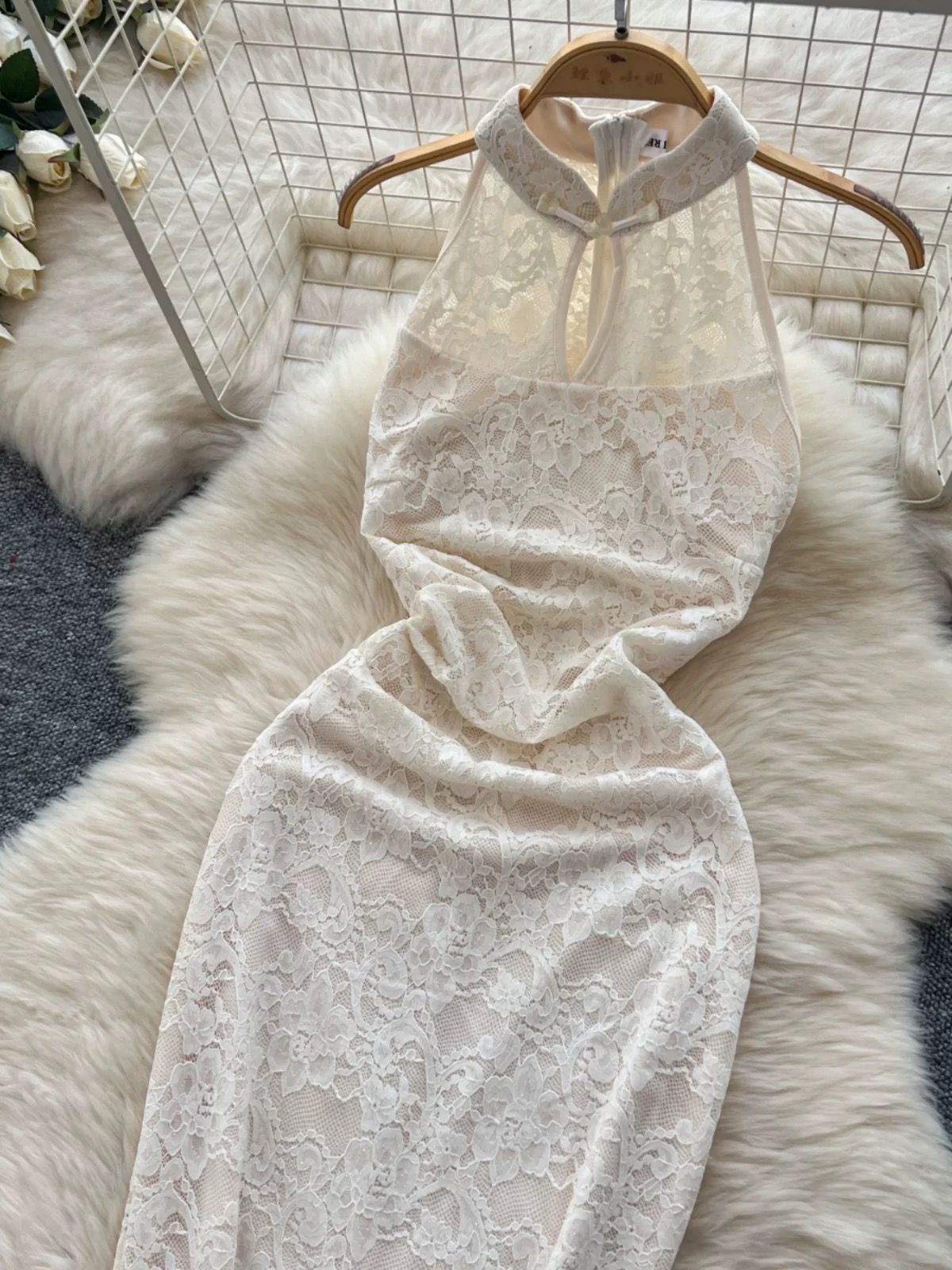 In the right zone lace dress FBC438 image