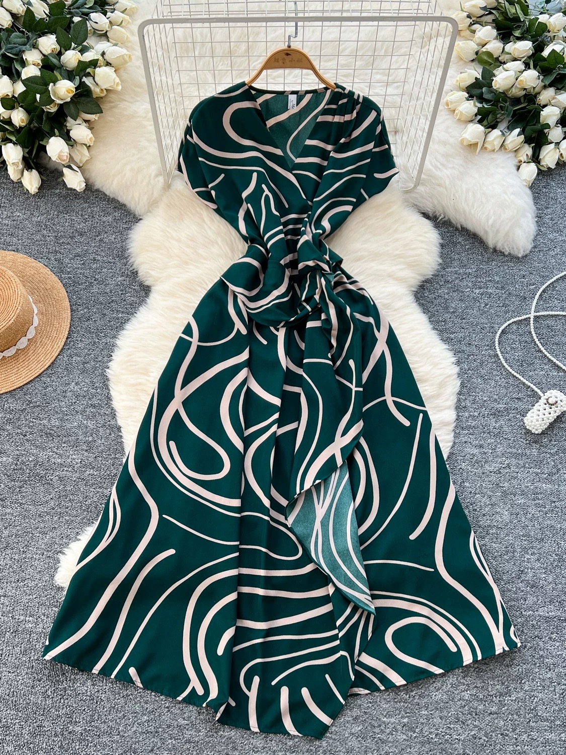 Follow the petals dress CD1332