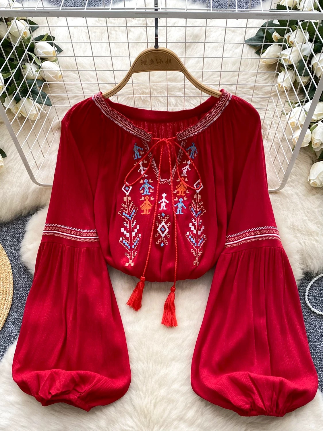 Need a date embroidery top CTO618