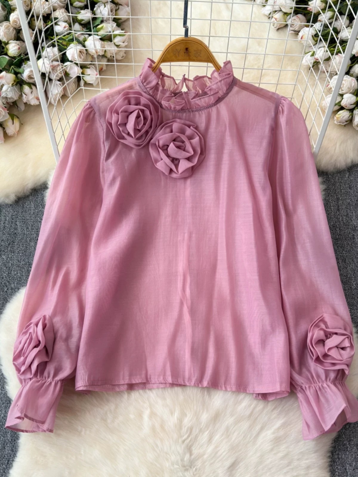 On command blouse BE443 image