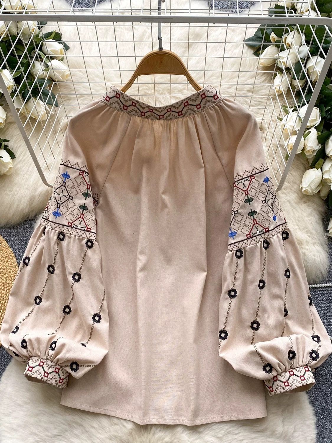 Hawaii embroidery top CTO629 image