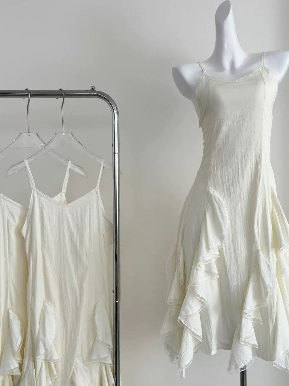 Beat goes on dress CD1339