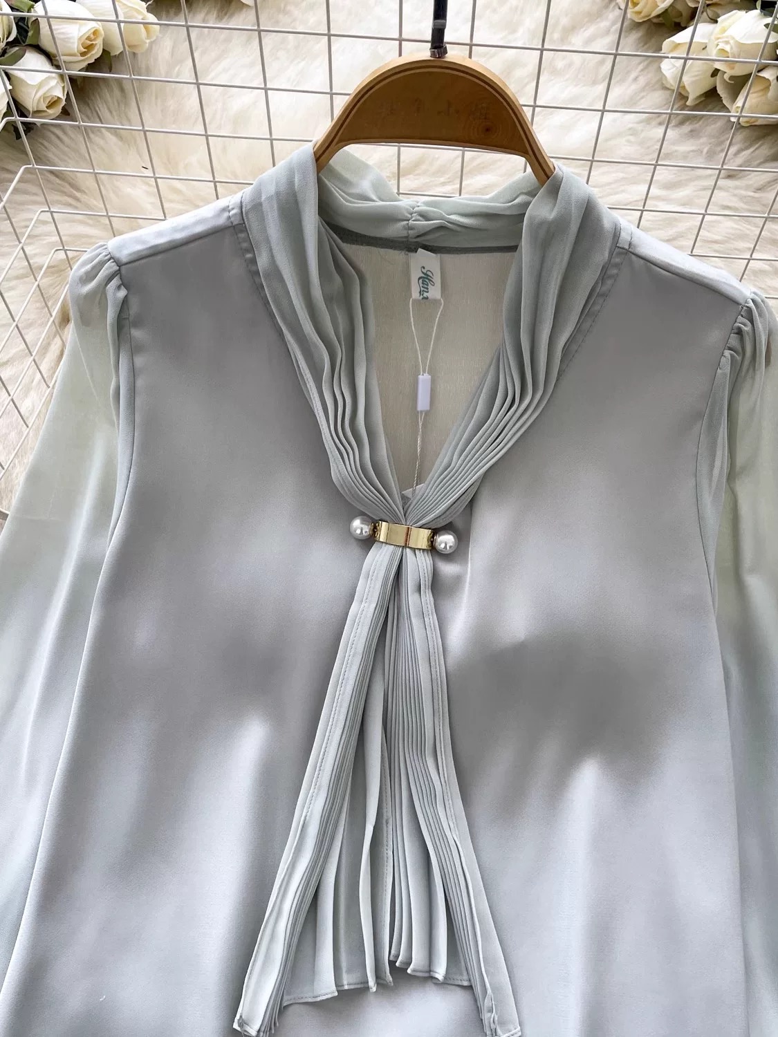 Your must have blouse BE424 image