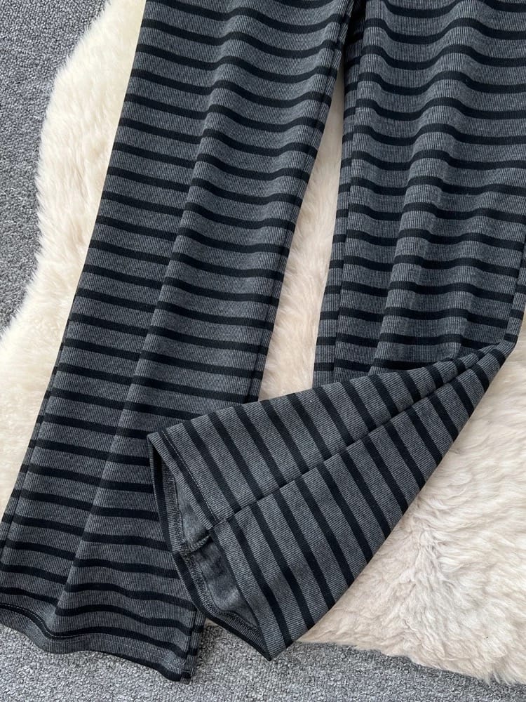 Paislee lounge pants  CP67 image