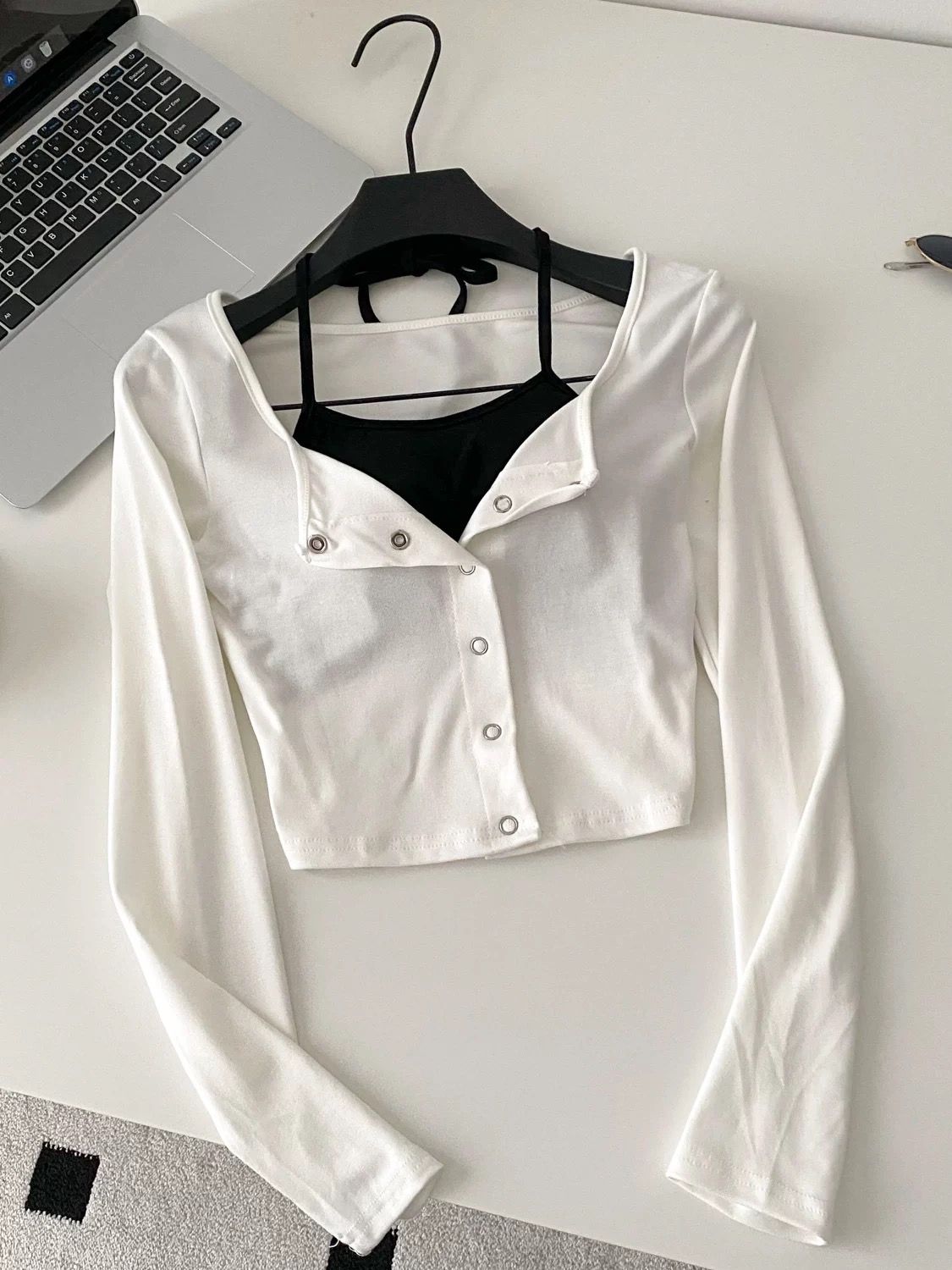 Not stressed top CTO725 image