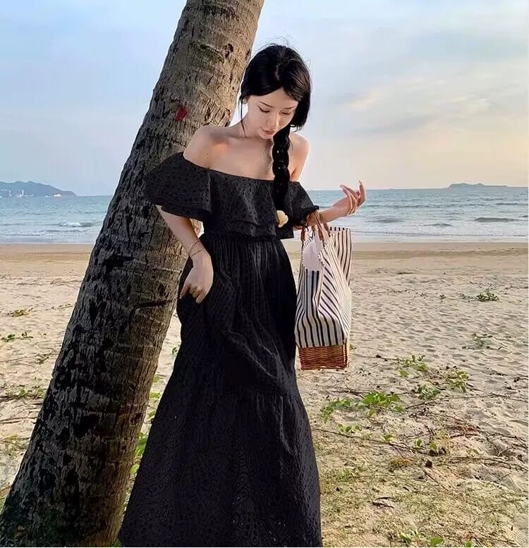 Bombshell lace dress CD1025 image