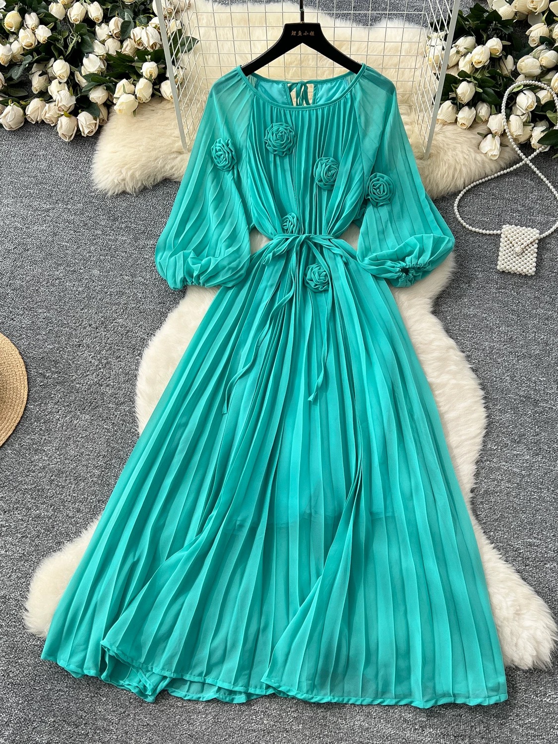 Out of my way dress FD873