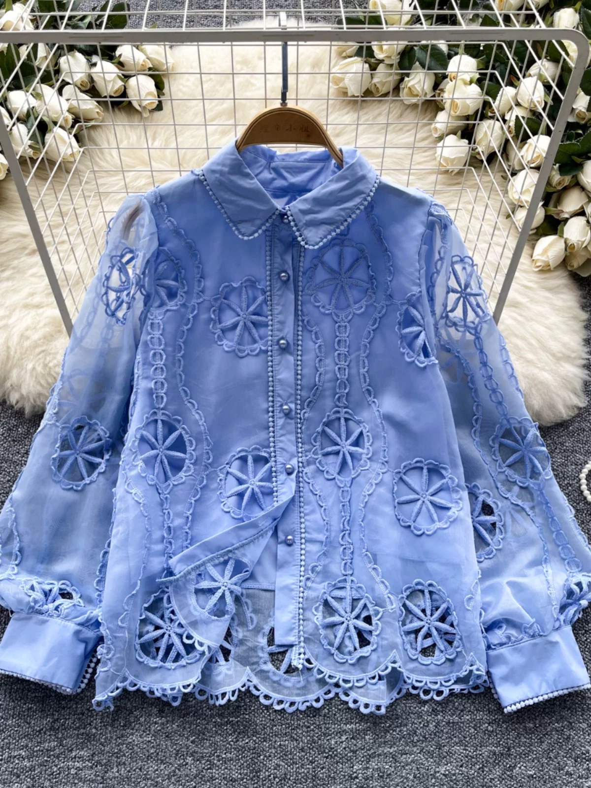 Weekend trip lace blouse BE427 image