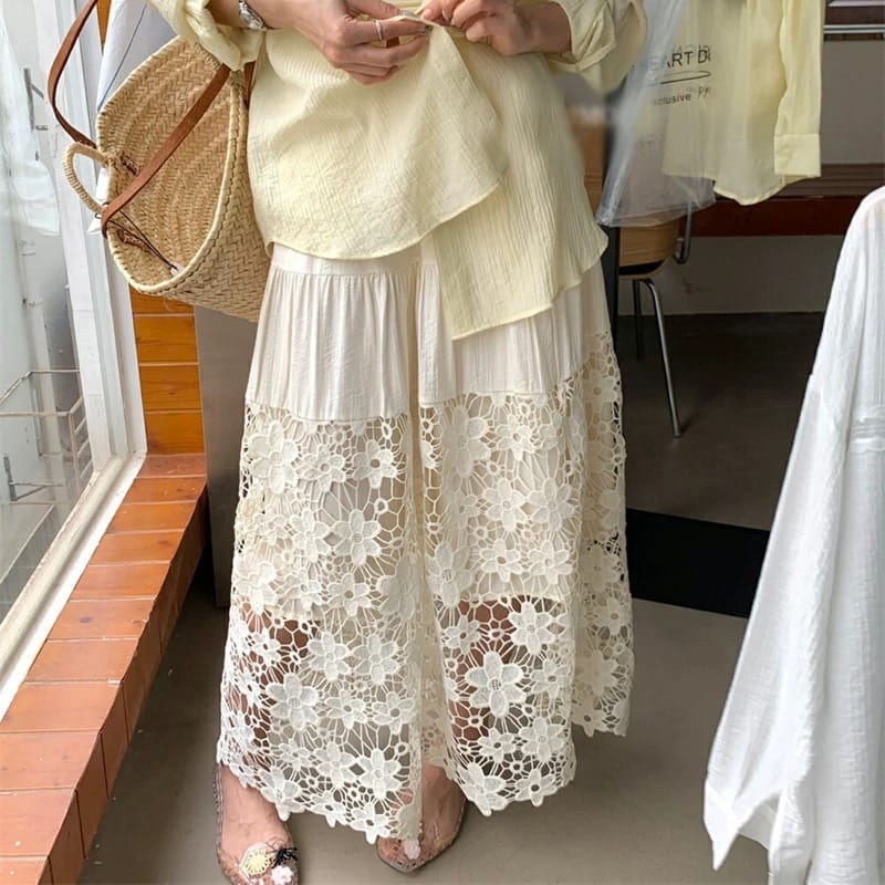 Bold and beautiful skirt CS184 image