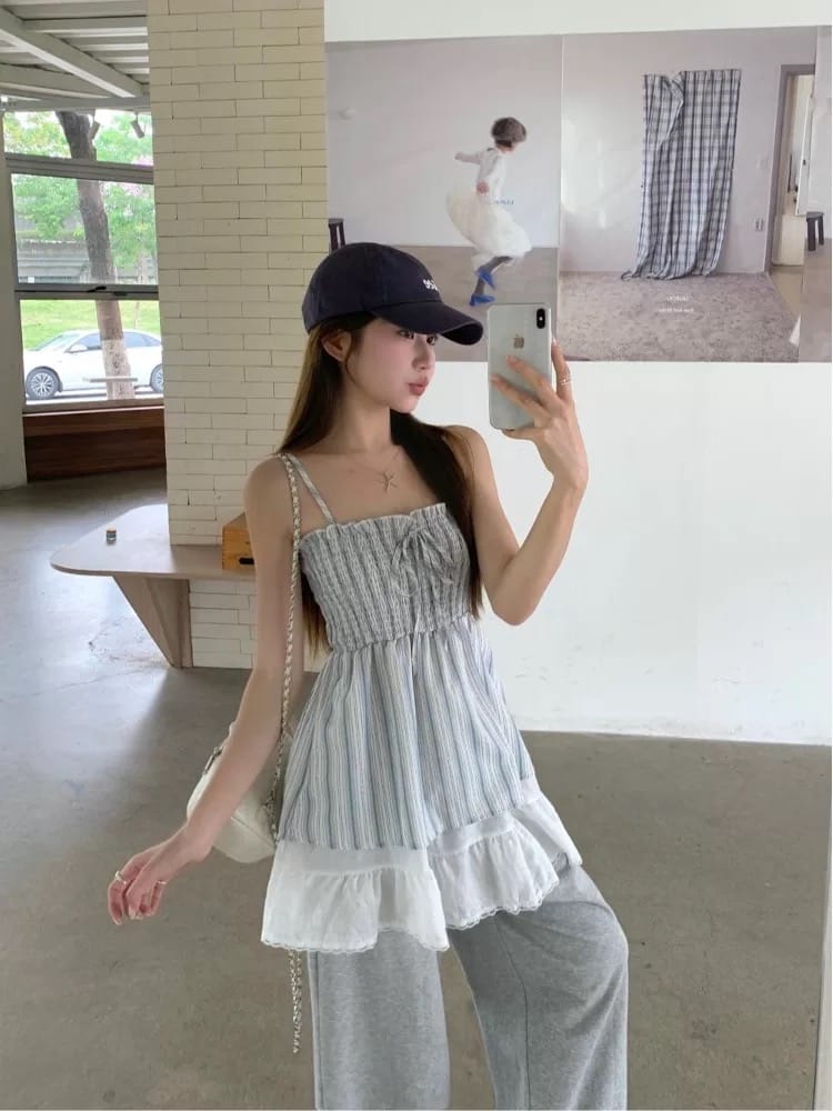 Queen of the stage top CTO967 image