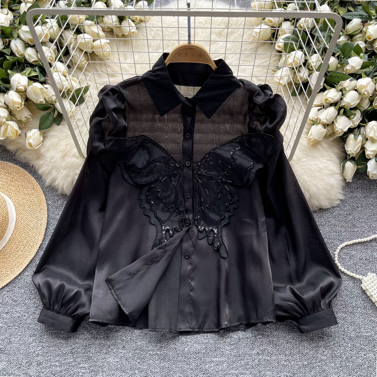 Straight to it butterfly blouse BE433 image