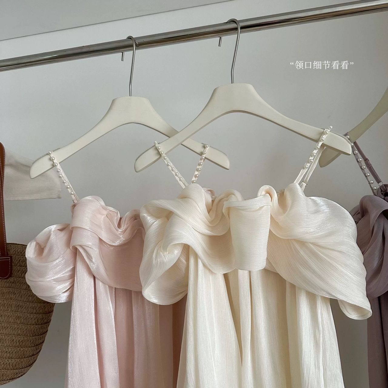 Queen behaviour top CTO977 image