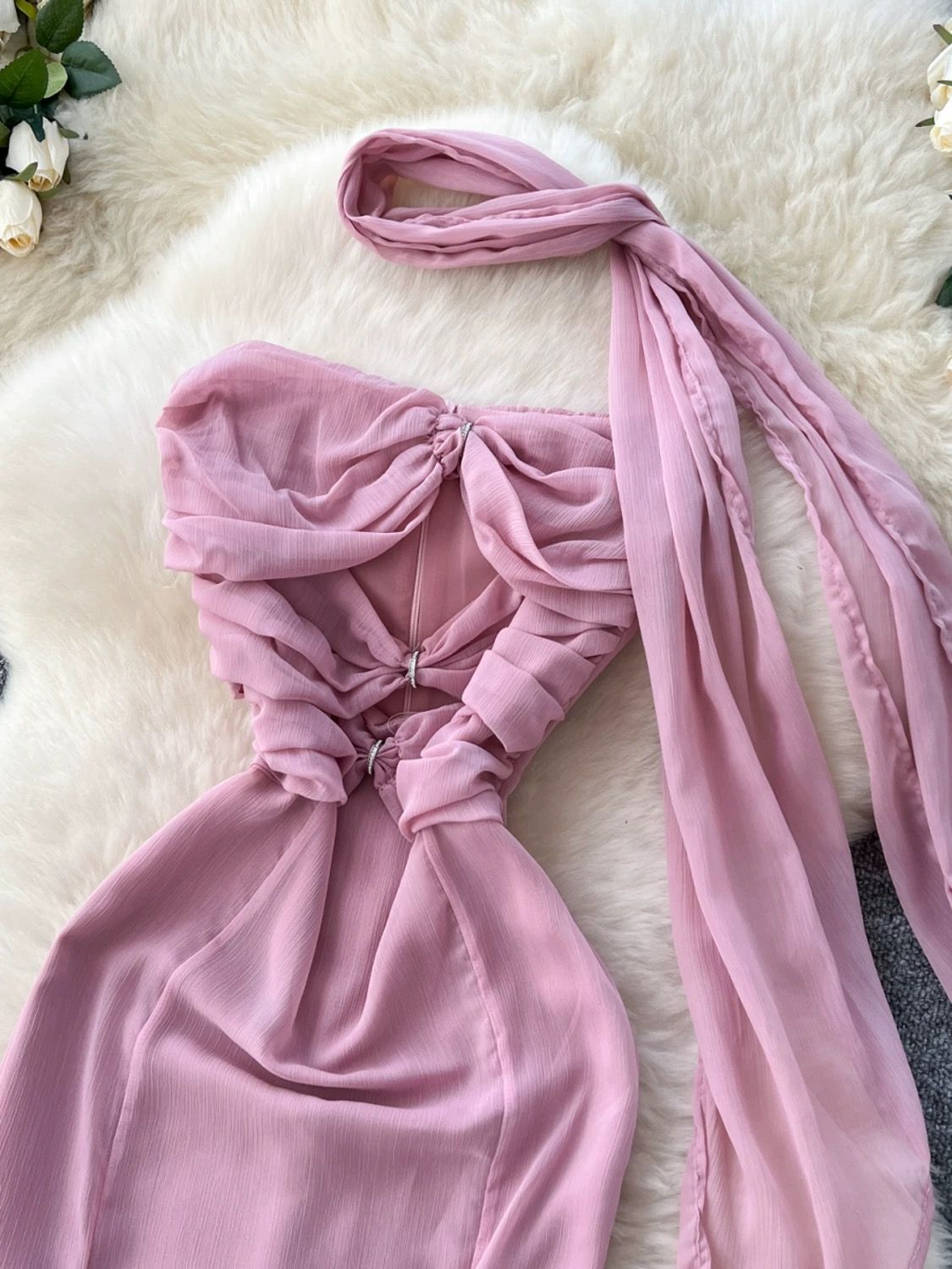 See me coming dress CD1360 image